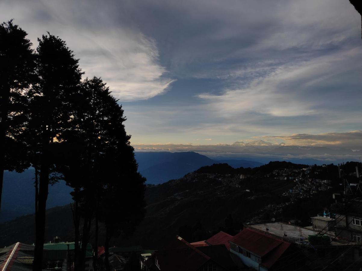 Wind Home Darjeeling- Budget Hotel Near Mall Darjeeling  Exterior foto