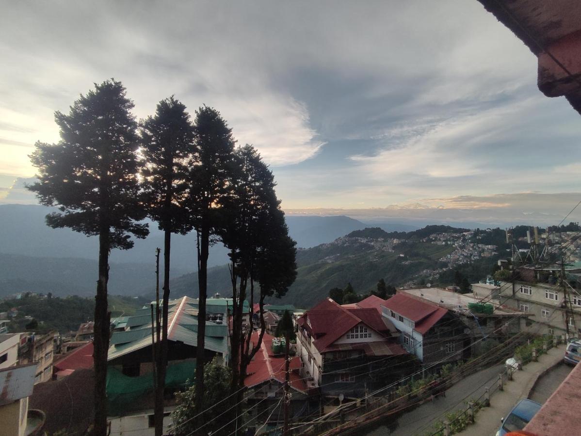 Wind Home Darjeeling- Budget Hotel Near Mall Darjeeling  Exterior foto