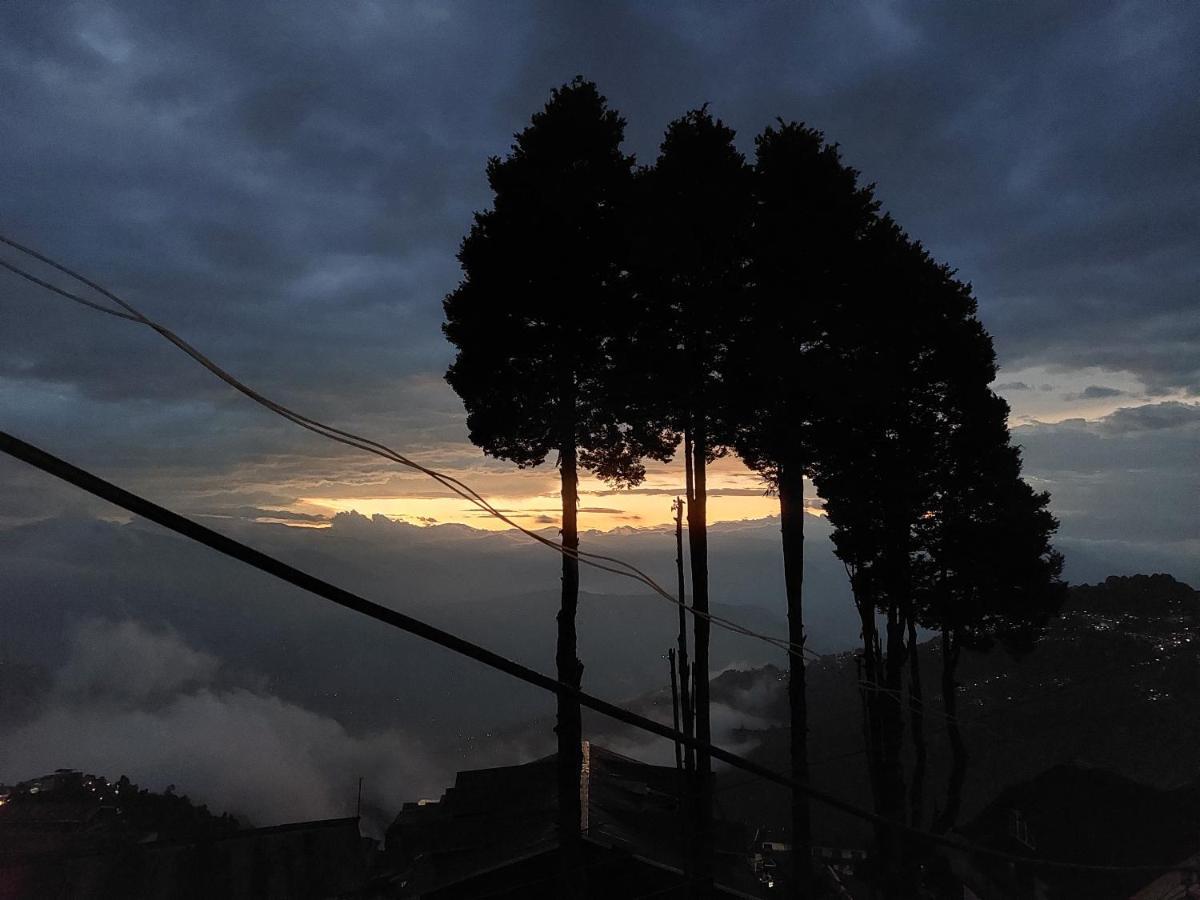 Wind Home Darjeeling- Budget Hotel Near Mall Darjeeling  Exterior foto